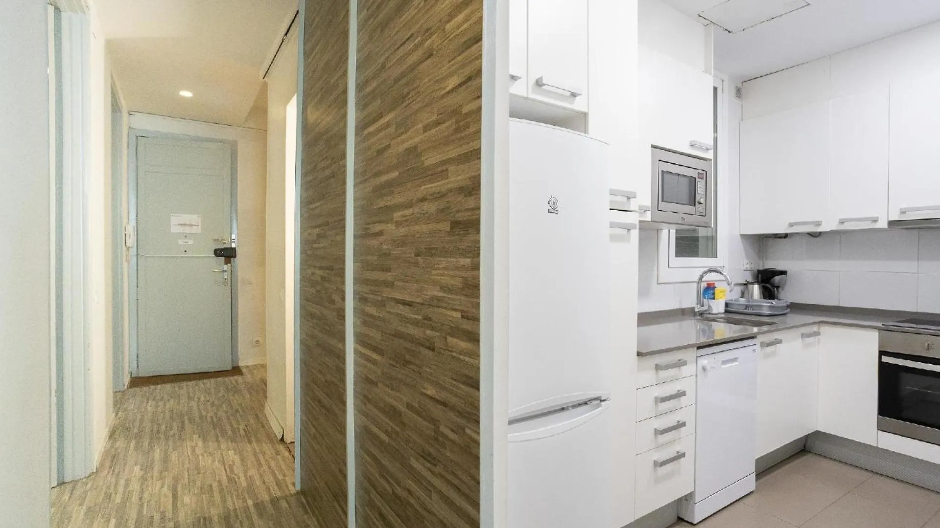 Ferienwohnung Fuer 9 Personen Ca 120 Qm In Barcelona-Eixample, Costa Brava Costa Del Maresme Spain