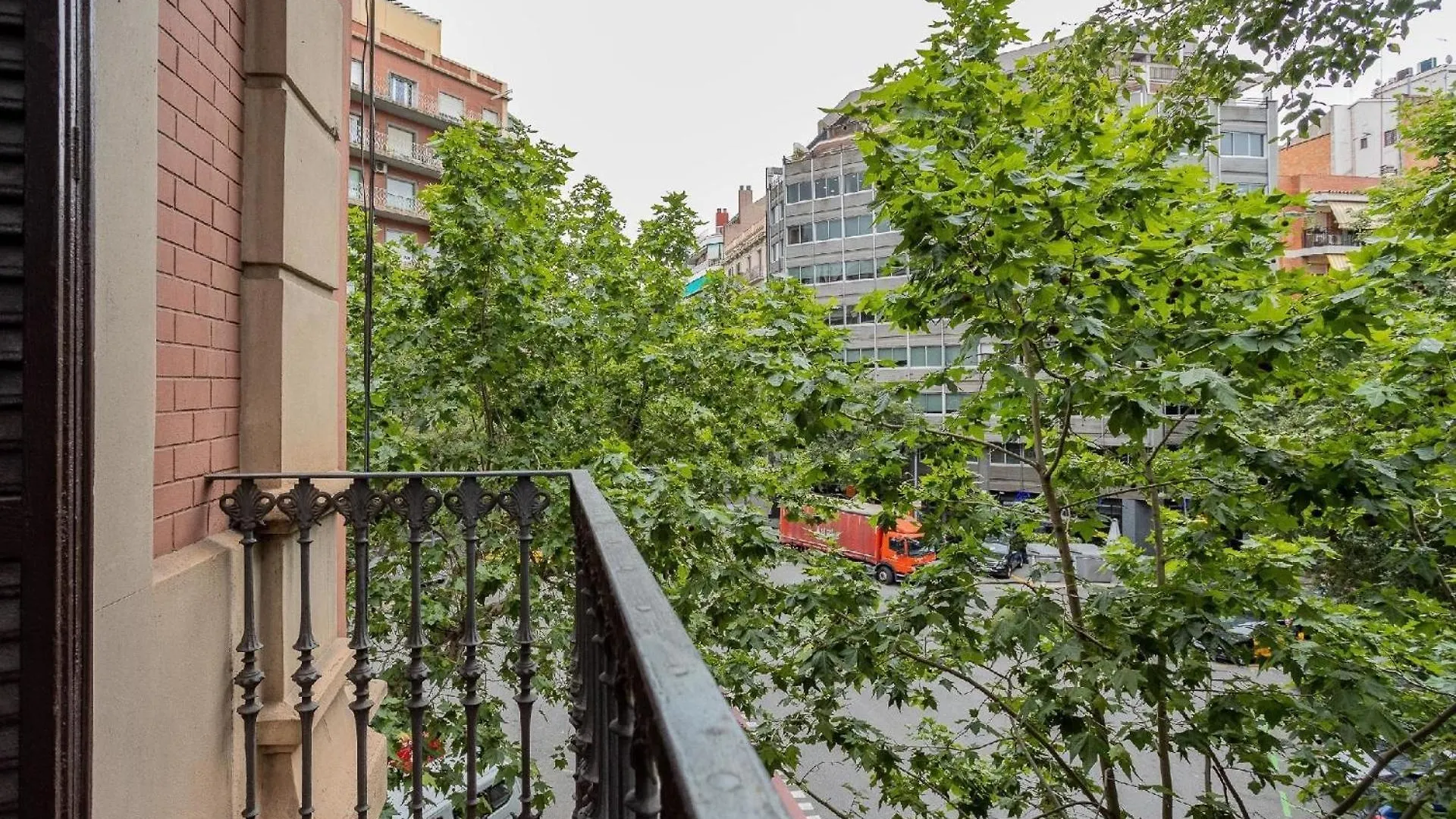 Ferienwohnung Fuer 9 Personen Ca 120 Qm In Barcelona-Eixample, Costa Brava Costa Del Maresme Barcelona